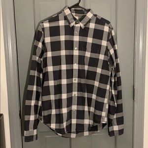 GAP Black/Gray/White Button Down (barely worn)